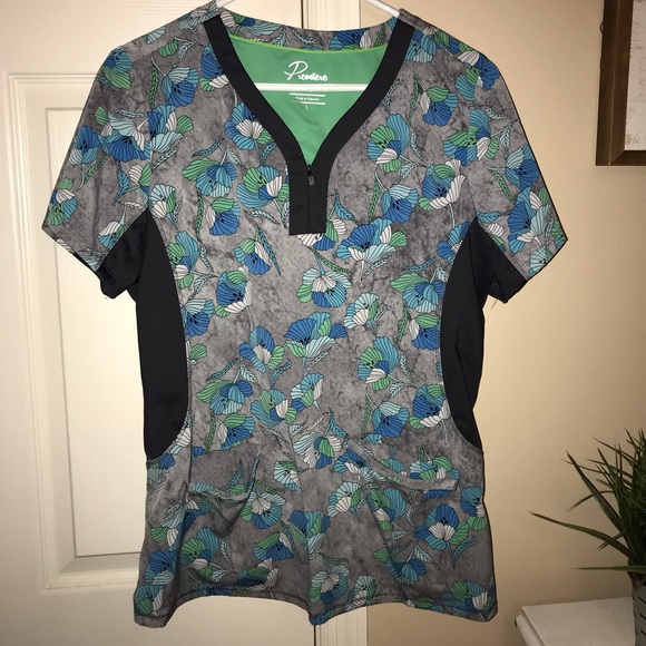 Scrub tops - Picture 4 of 8
